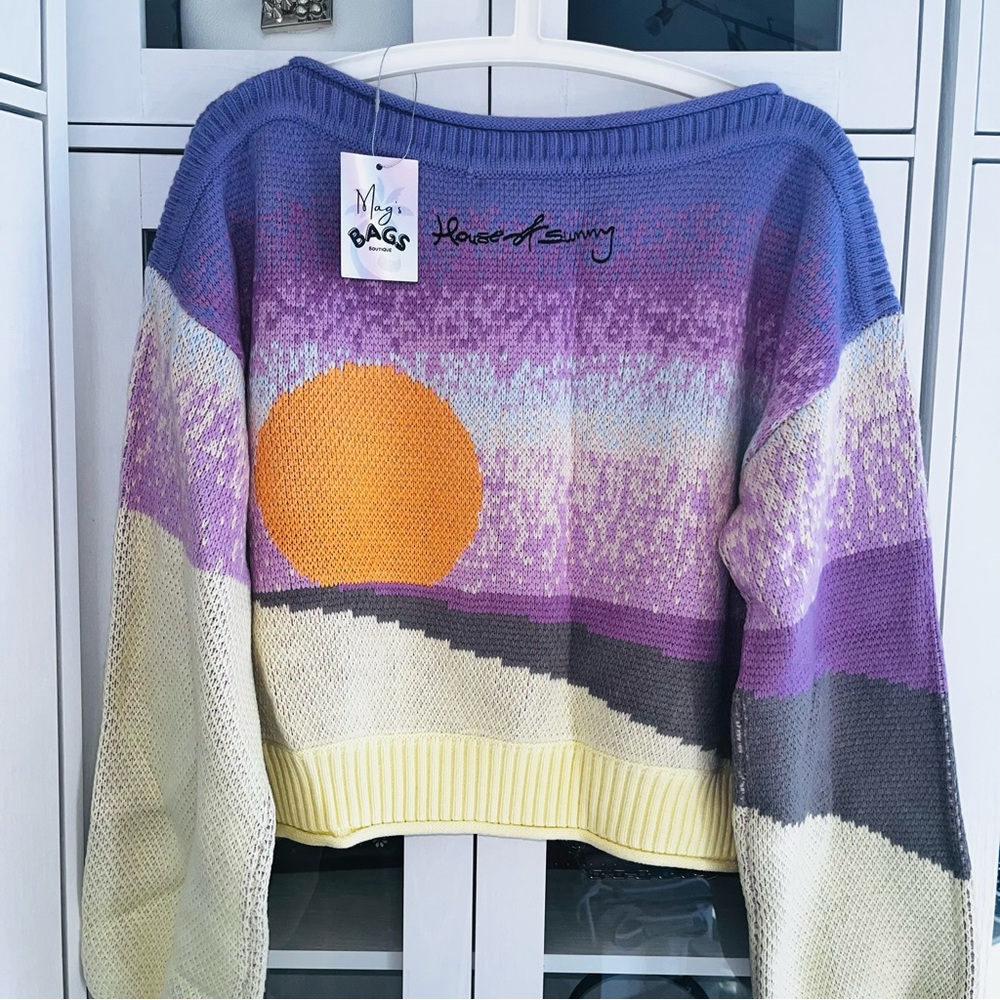 House of Sunny: Limited Edition Travel Flight Off-Shoulder Sweater Top - Picture 7 of 14